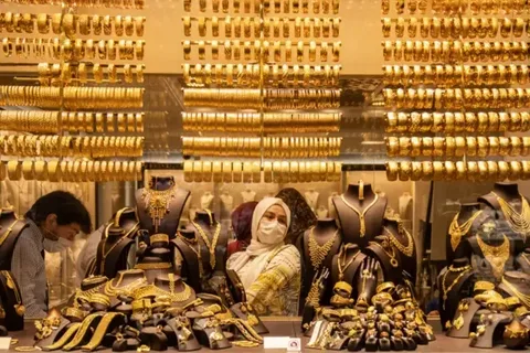 اليوم بالعراق.. تعرف شكد سعر مثقال الذهب عيار 21 الأحد 28 ديسمبر 2026؟