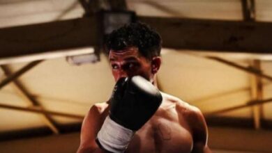 مسلسل بطل العالم الحلقة 8.. وجيهان الشماشرجي تكشف مفاجآت مهنة والدها بأسلوب تلفزيوني مميز