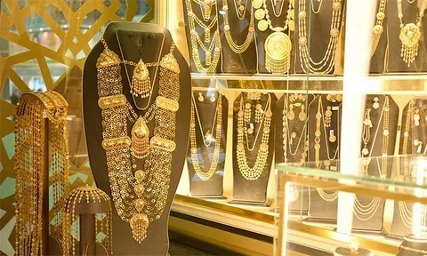 سعر الذهب اليوم في السعودية الأحد 4 يناير 2026.. أحدث التحركات والارتفاعات الطفيفة