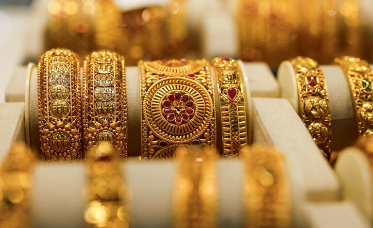 أسعار الذهب اليوم في العراق تشعل السوق.. عيار 21 يسجل مستوى أعلى