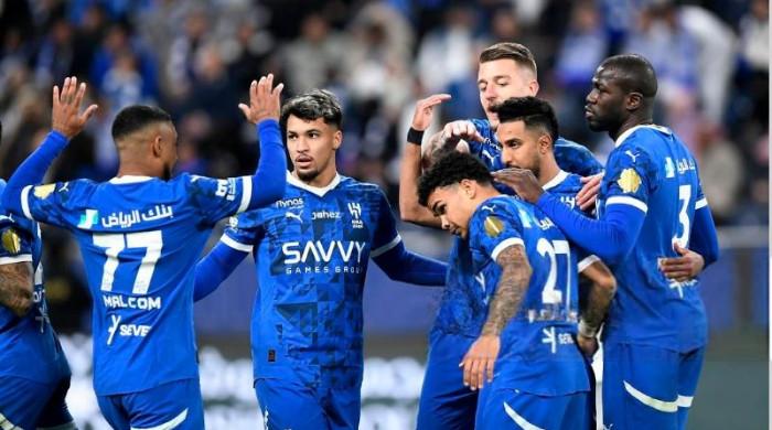 هل يشارك بنزيما أمام النجمة؟.. الهلال السعودي يحسم الجدل قبل مواجهة اليوم