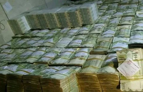 خبر مفرح للعسكريين في اليمن.. صرف راتبين دفعة واحدة ابتداءً من الثلاثاء