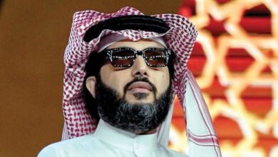 تركي آل الشيخ يشارك الجمهور لحظات من كواليس مسلسل الأمير المرتقب
