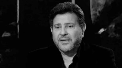 “أنا عبد الحليم حافظ”.. لقطة محرجة لهاني شاكر بسبب عمرو دياب تشعل مواقع التواصل وتثير الجدل على السوشيال ميديا